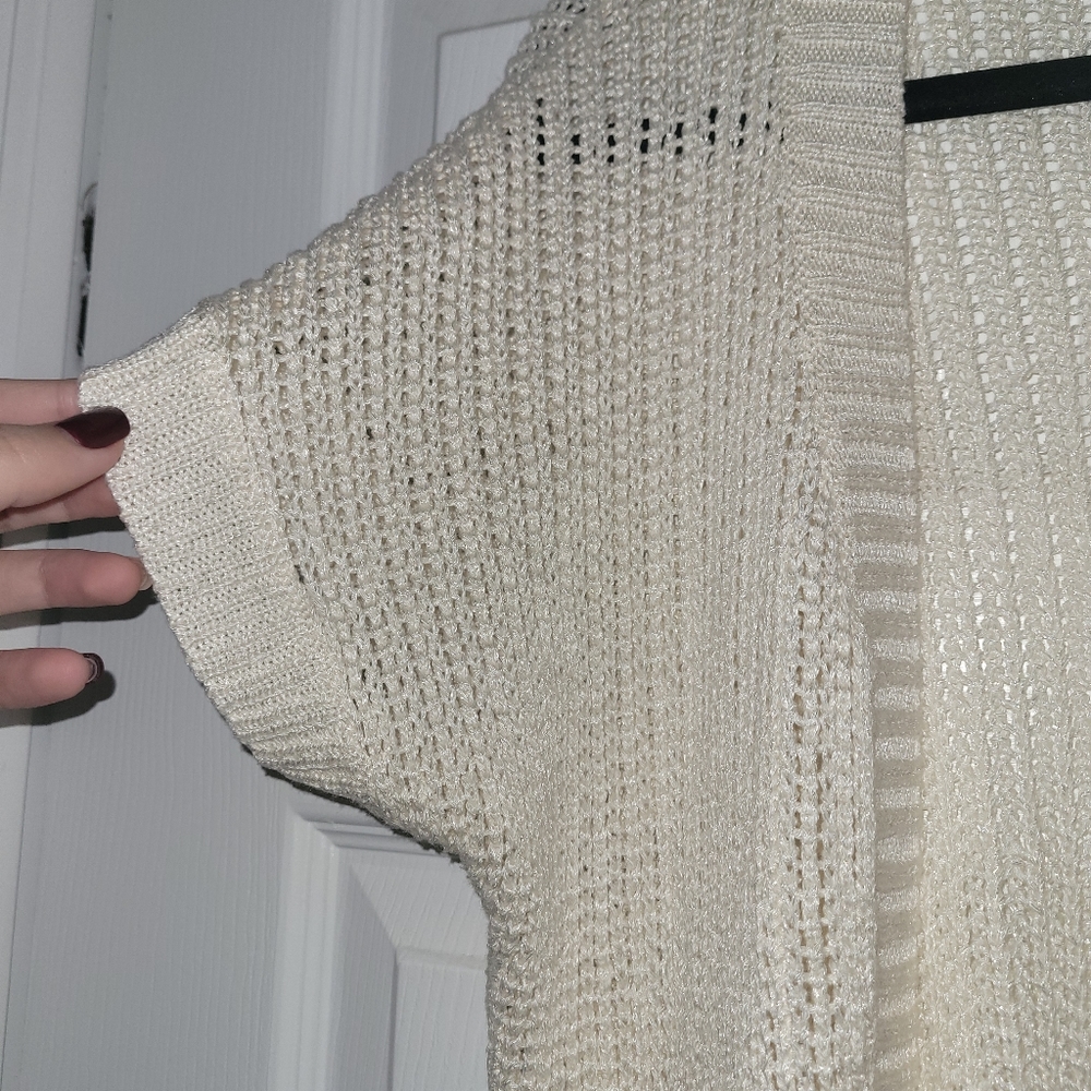 Short Cream Sweater - Picture 2 of 4